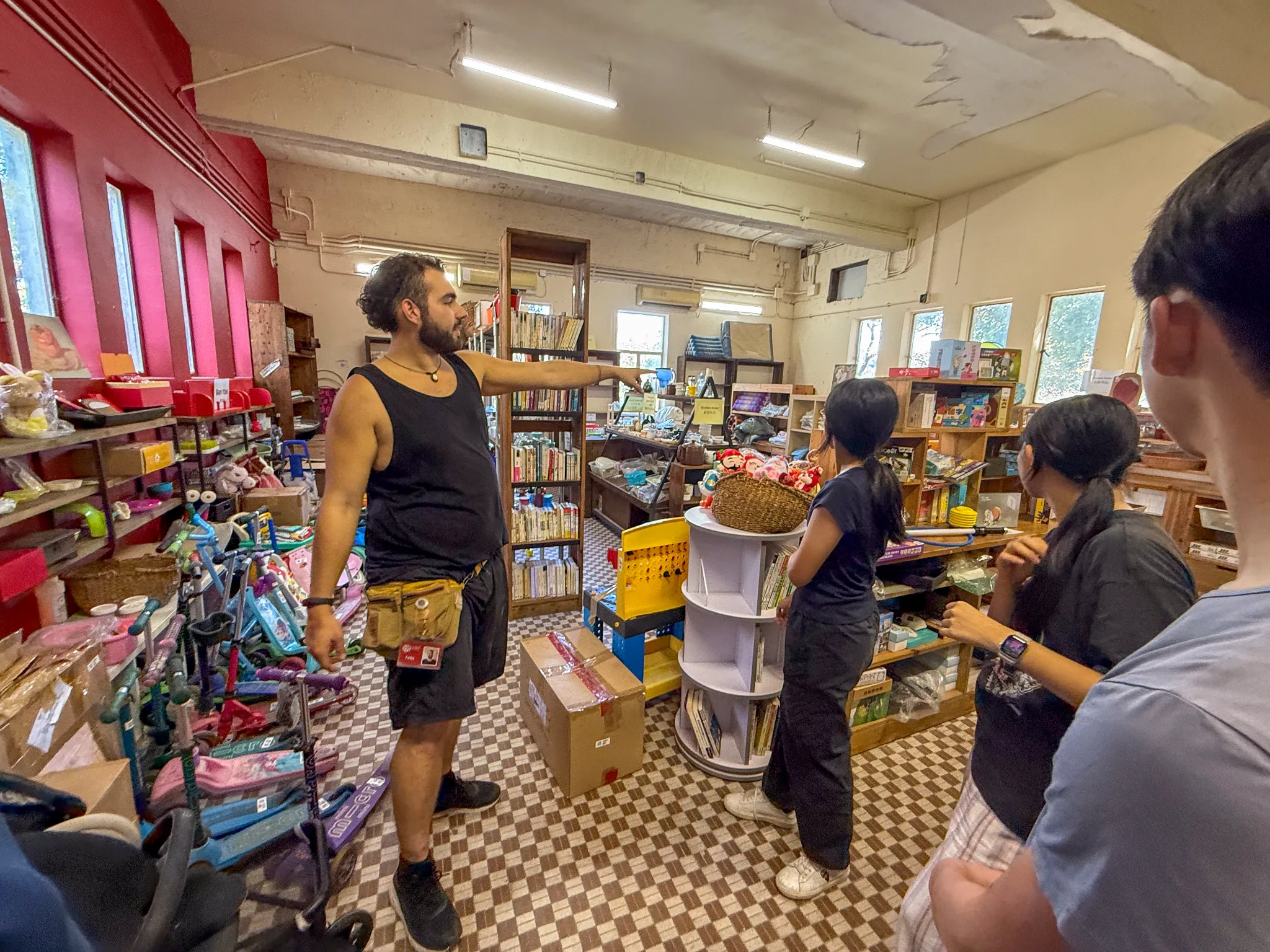 From Bookshelf Renovation to Recycled Computers: Volunteering at Crossroads Foundation HK